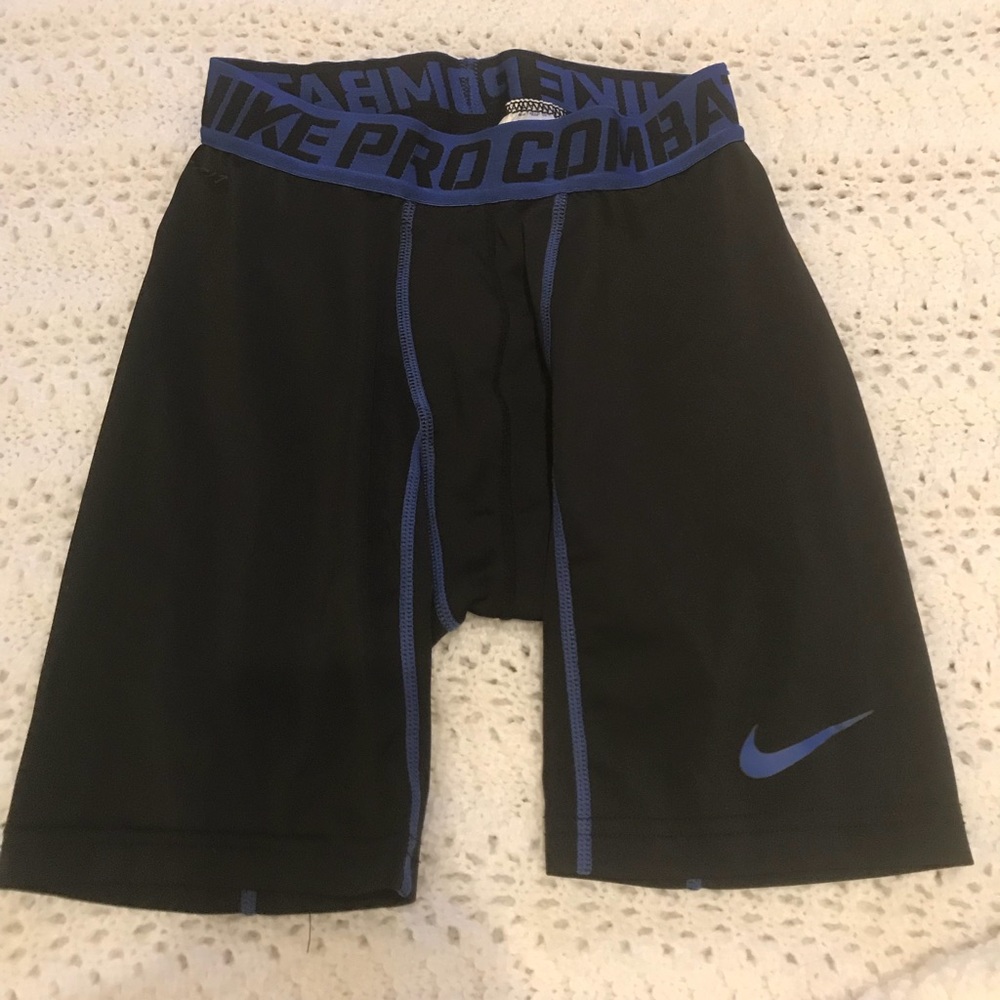 Nike pro combat pants